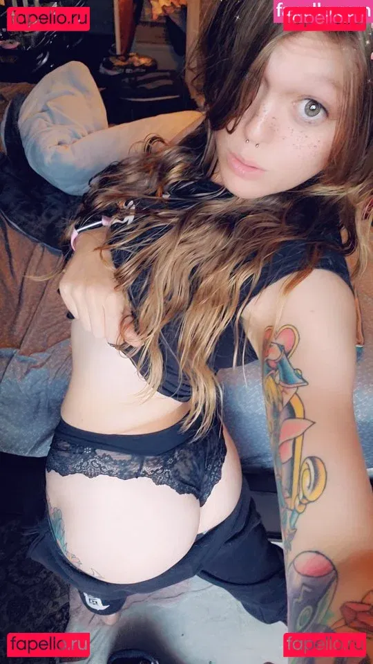 KittyKrystl Onlyfans Photo Gallery 