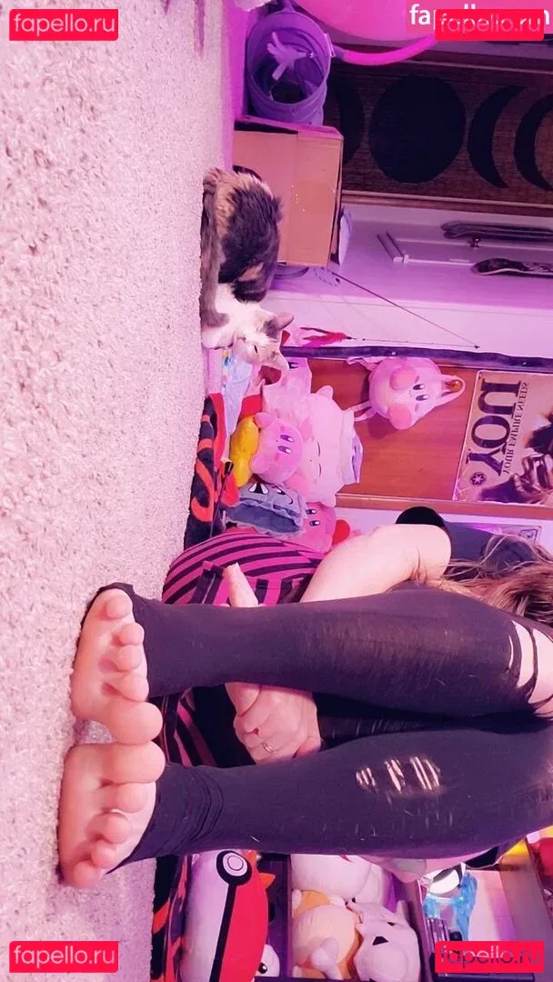 KittyKrystl Onlyfans Photo Gallery 