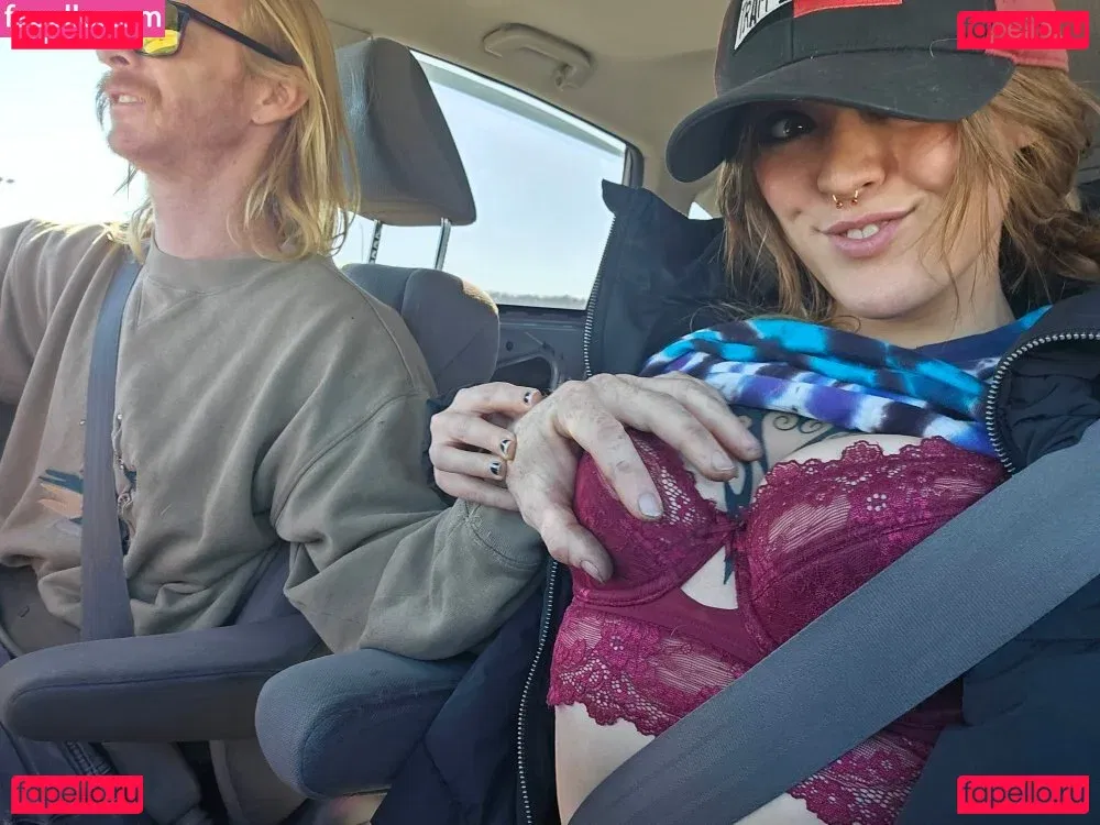 KittyKrystl Onlyfans Photo Gallery 