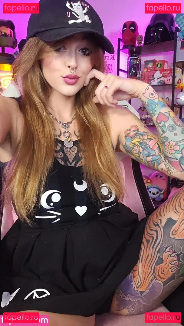 KittyKrystl Onlyfans Photo Gallery 