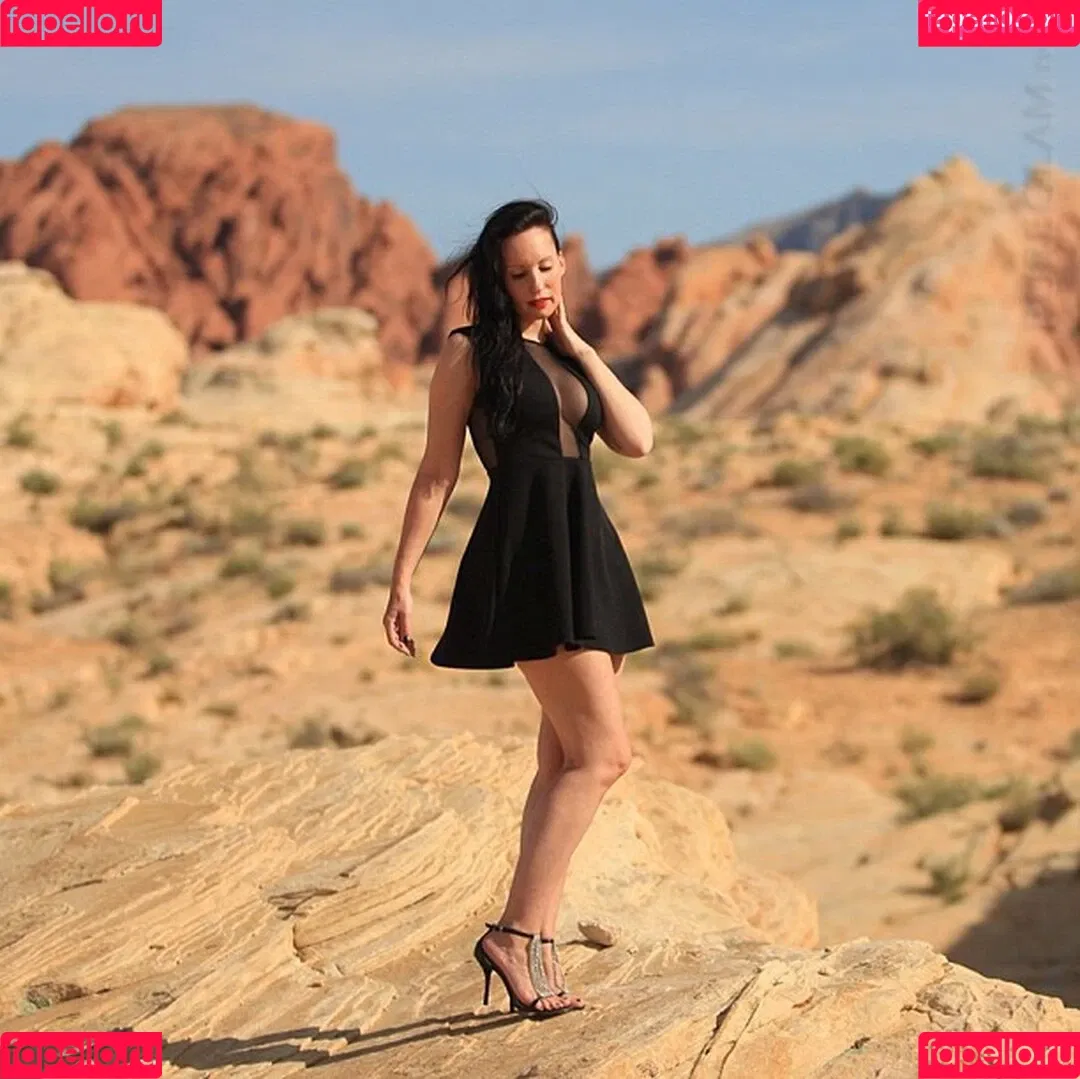 Miss Vanessa Pur Onlyfans Photo Gallery 