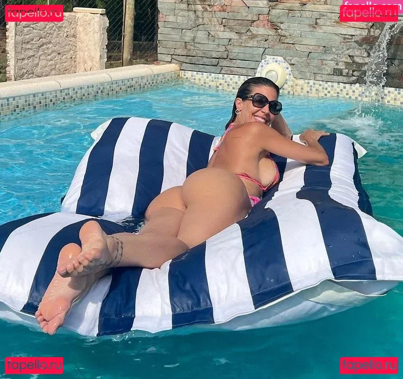 Virginia Gallardo Onlyfans Photo Gallery 