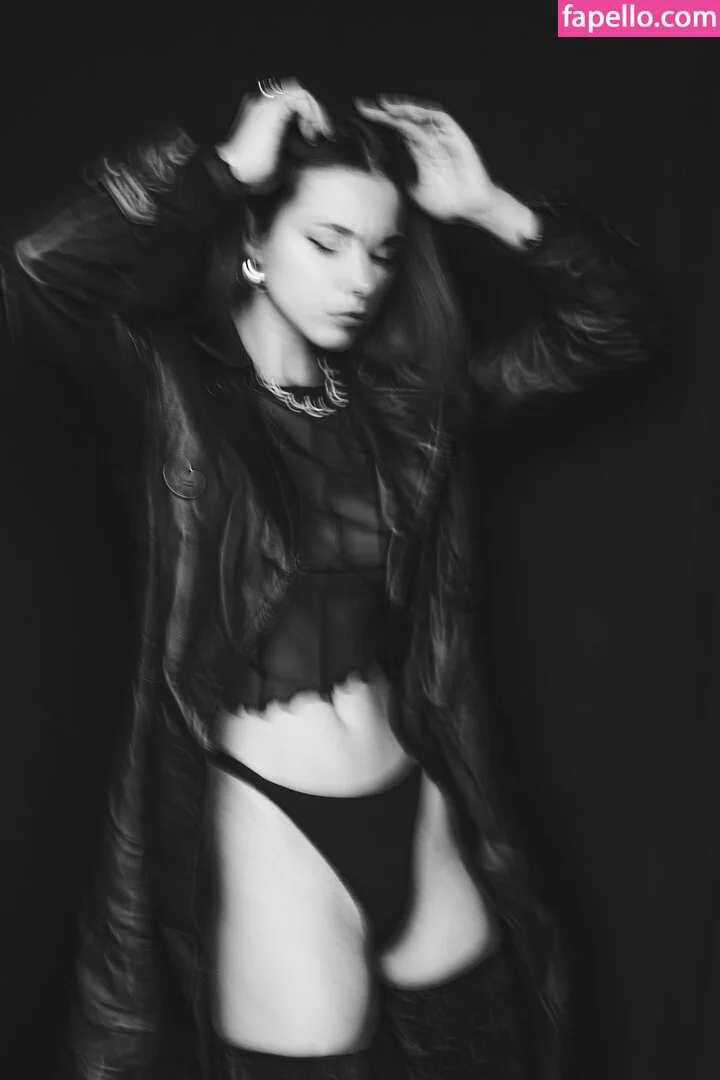 Nausicaa Yami Onlyfans Photo Gallery 