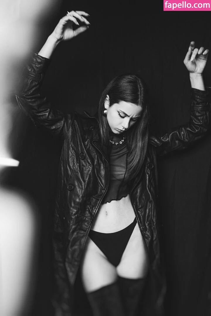 Nausicaa Yami Onlyfans Photo Gallery 