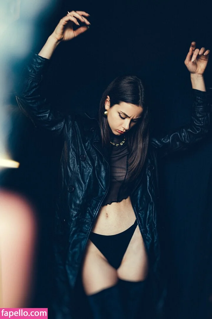 Nausicaa Yami Onlyfans Photo Gallery 