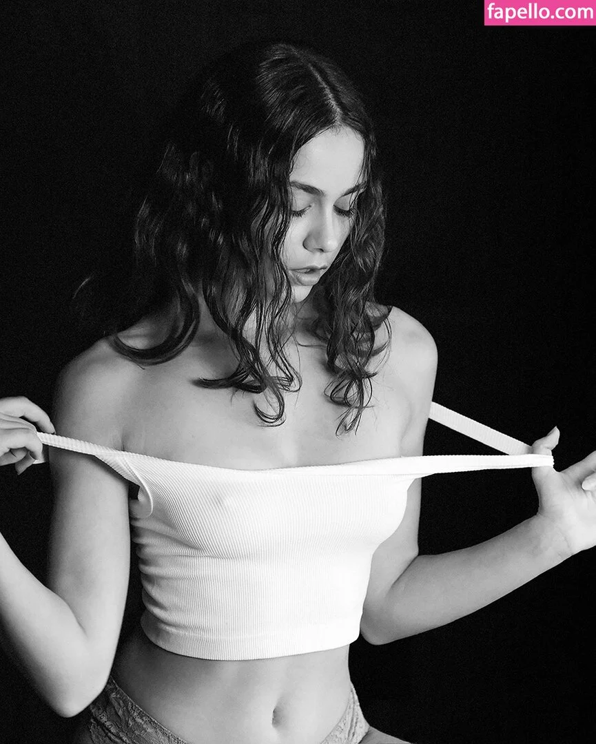 Nausicaa Yami Onlyfans Photo Gallery 