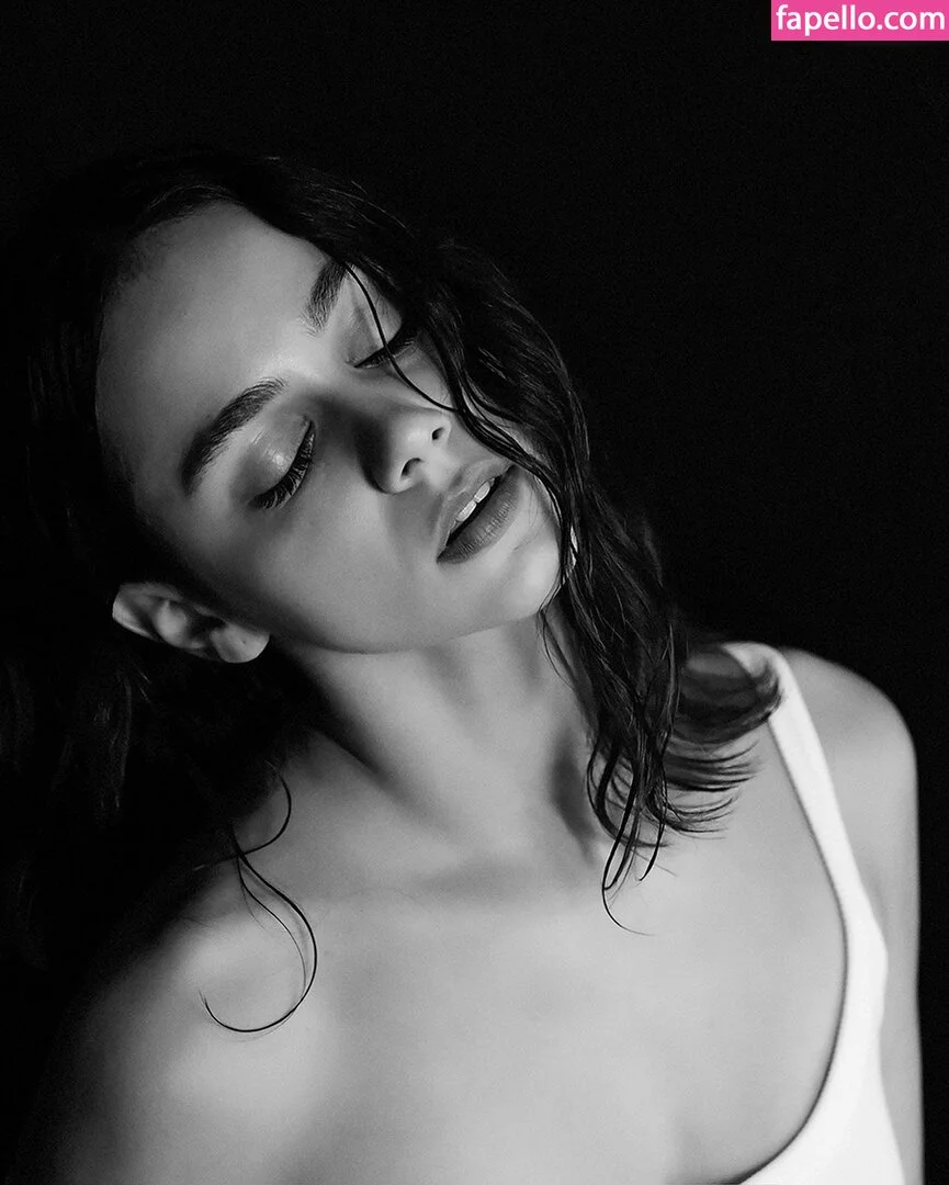 Nausicaa Yami Onlyfans Photo Gallery 