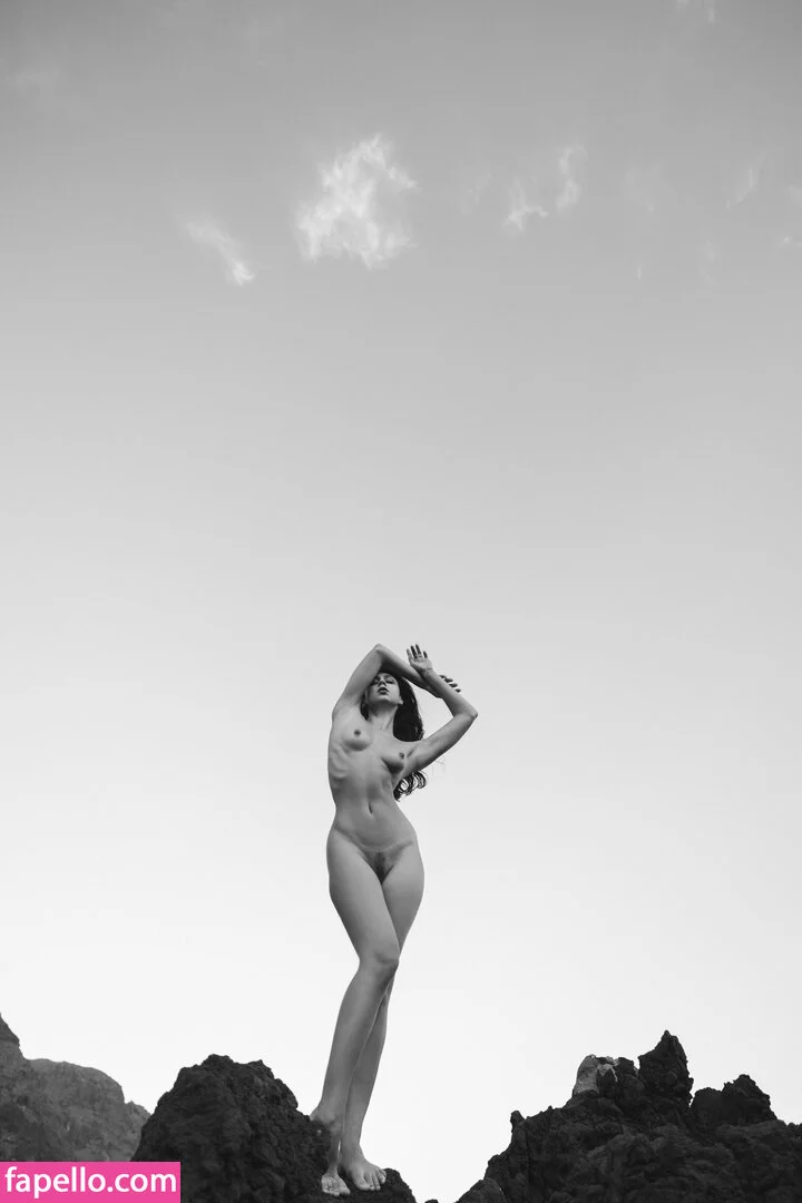 Nausicaa Yami Onlyfans Photo Gallery 