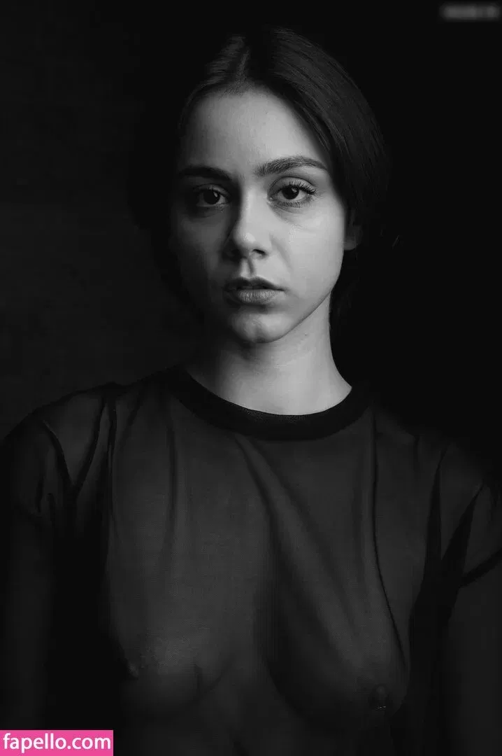 Nausicaa Yami Onlyfans Photo Gallery 