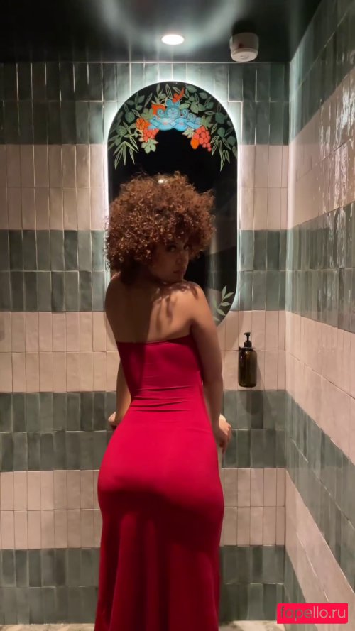 Tara Tainton Onlyfans Photo Gallery 