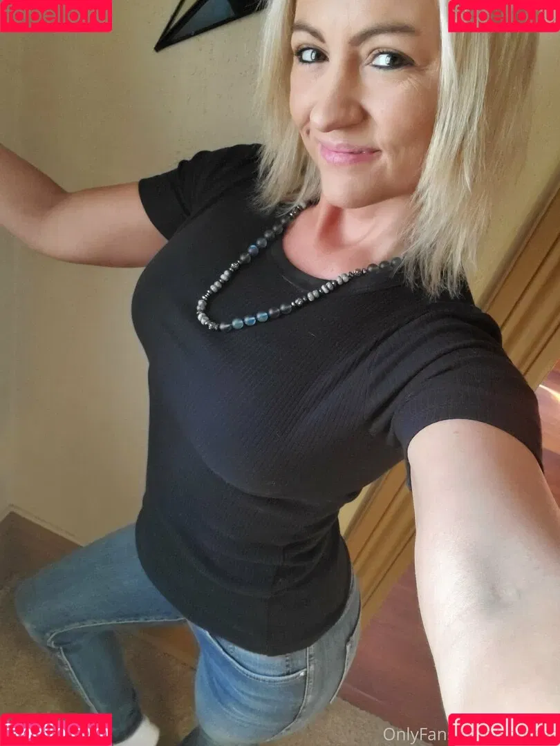 samzee Onlyfans Photo Gallery 