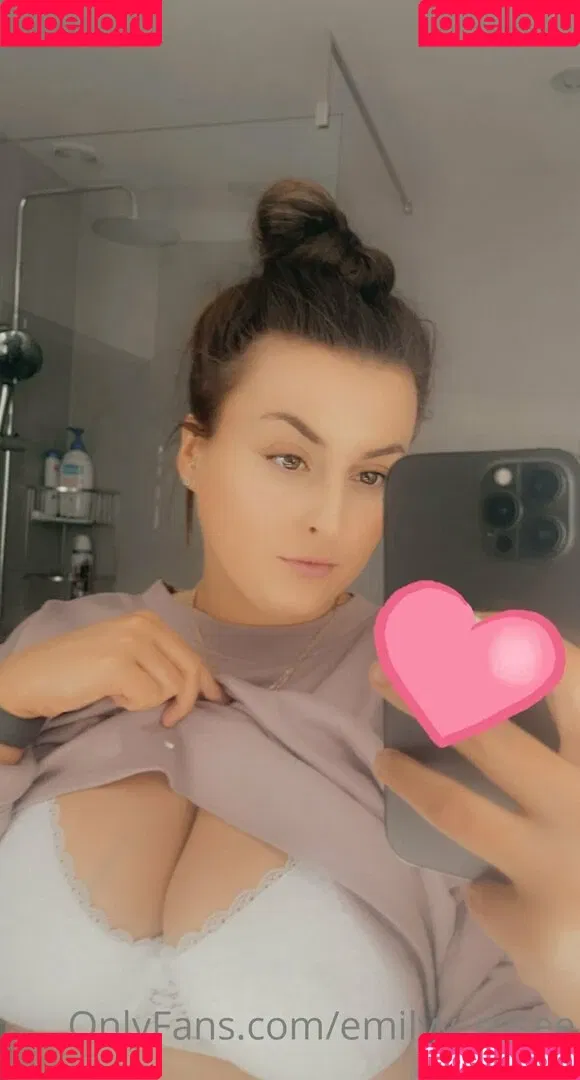 emilyy_rosee Onlyfans Photo Gallery 