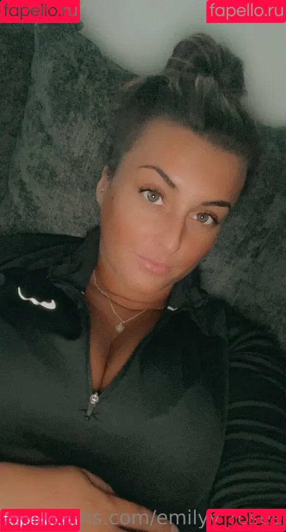 emilyy_rosee Onlyfans Photo Gallery 