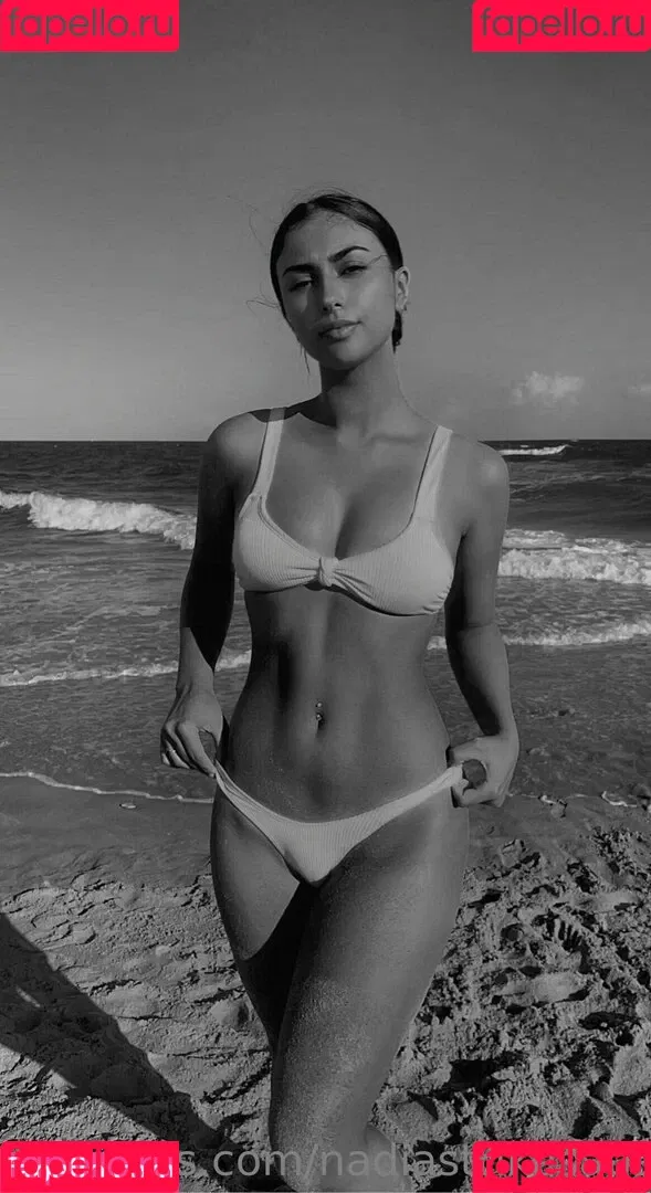 nadiastrikesagain Onlyfans Photo Gallery 