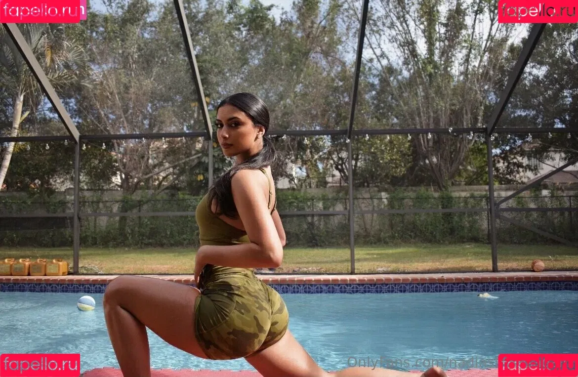 nadiastrikesagain Onlyfans Photo Gallery 