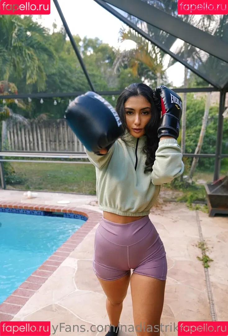 nadiastrikesagain Onlyfans Photo Gallery 