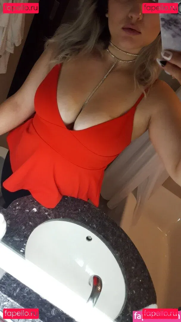 RoslynTaber Onlyfans Photo Gallery 