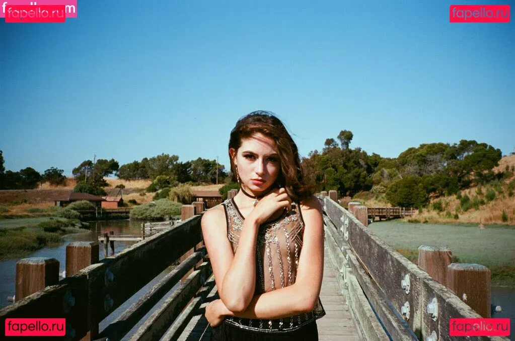 Celeste Leona Traxler Onlyfans Photo Gallery 