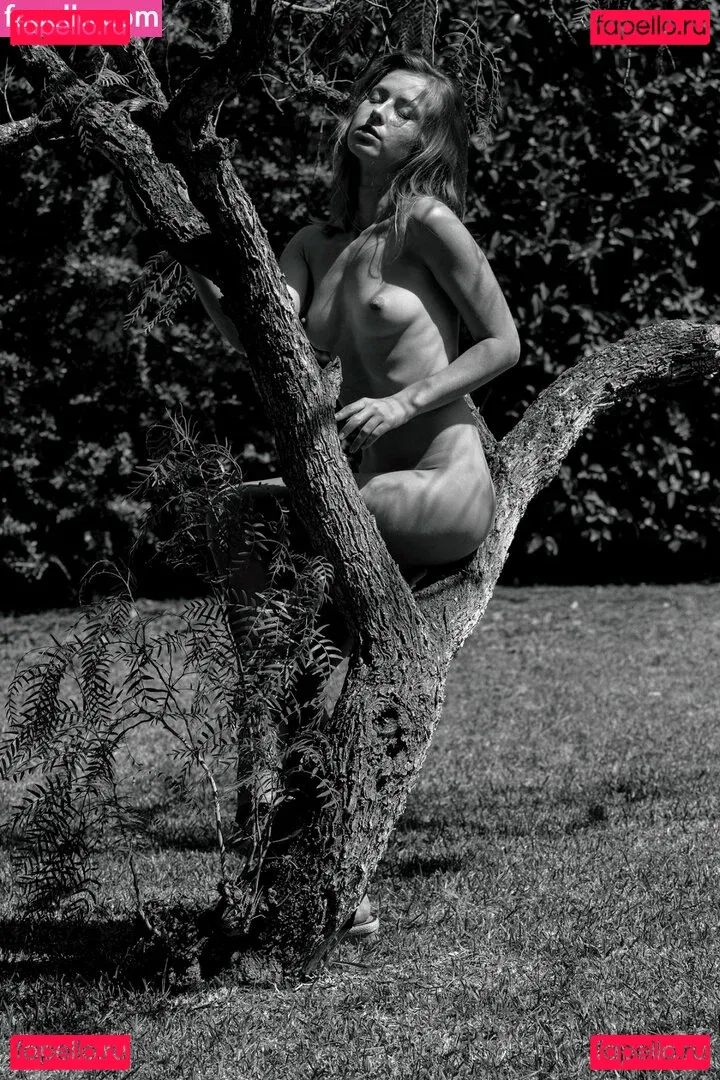 Diana Lark Onlyfans Photo Gallery 