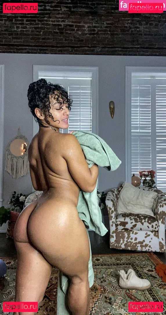 Naturebooty Onlyfans Photo Gallery 