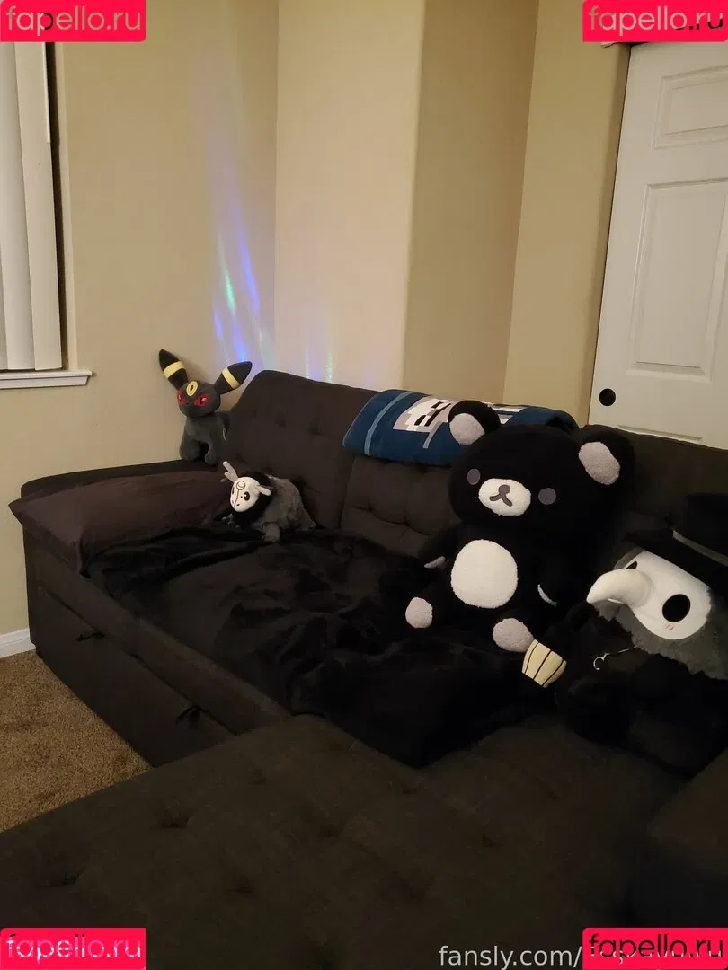 Esskayuwu Onlyfans Photo Gallery 
