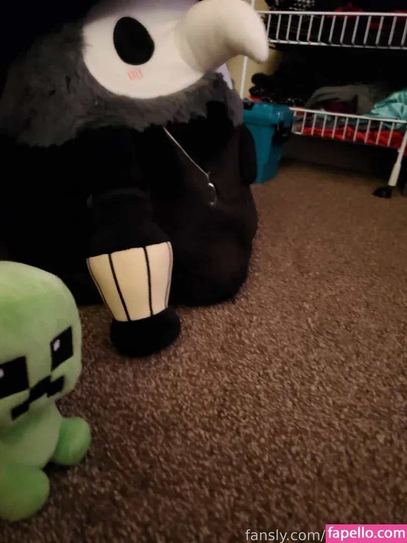 Esskayuwu Onlyfans Photo Gallery 