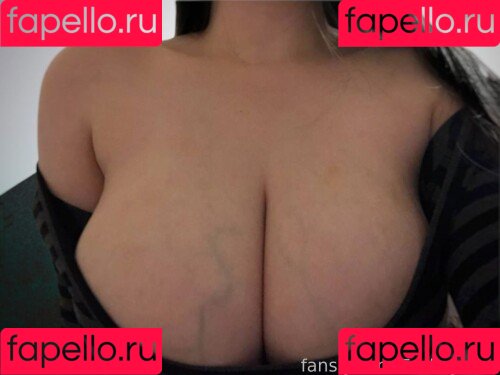 Esskayuwu Onlyfans Photo Gallery 