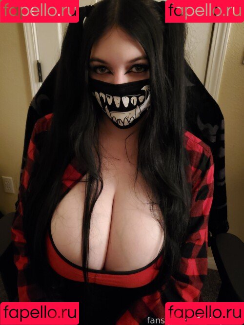 Esskayuwu Onlyfans Photo Gallery 