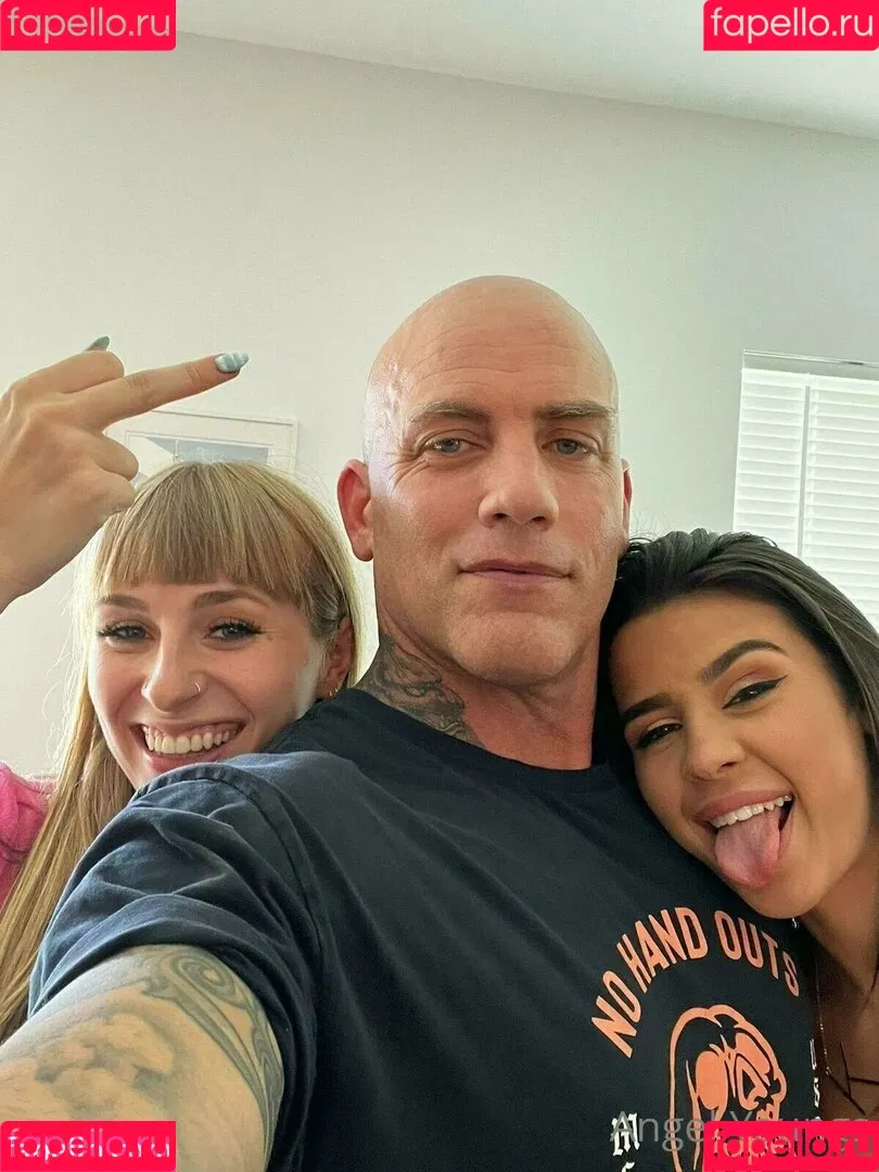 Angelyoungsxxx Onlyfans Photo Gallery 