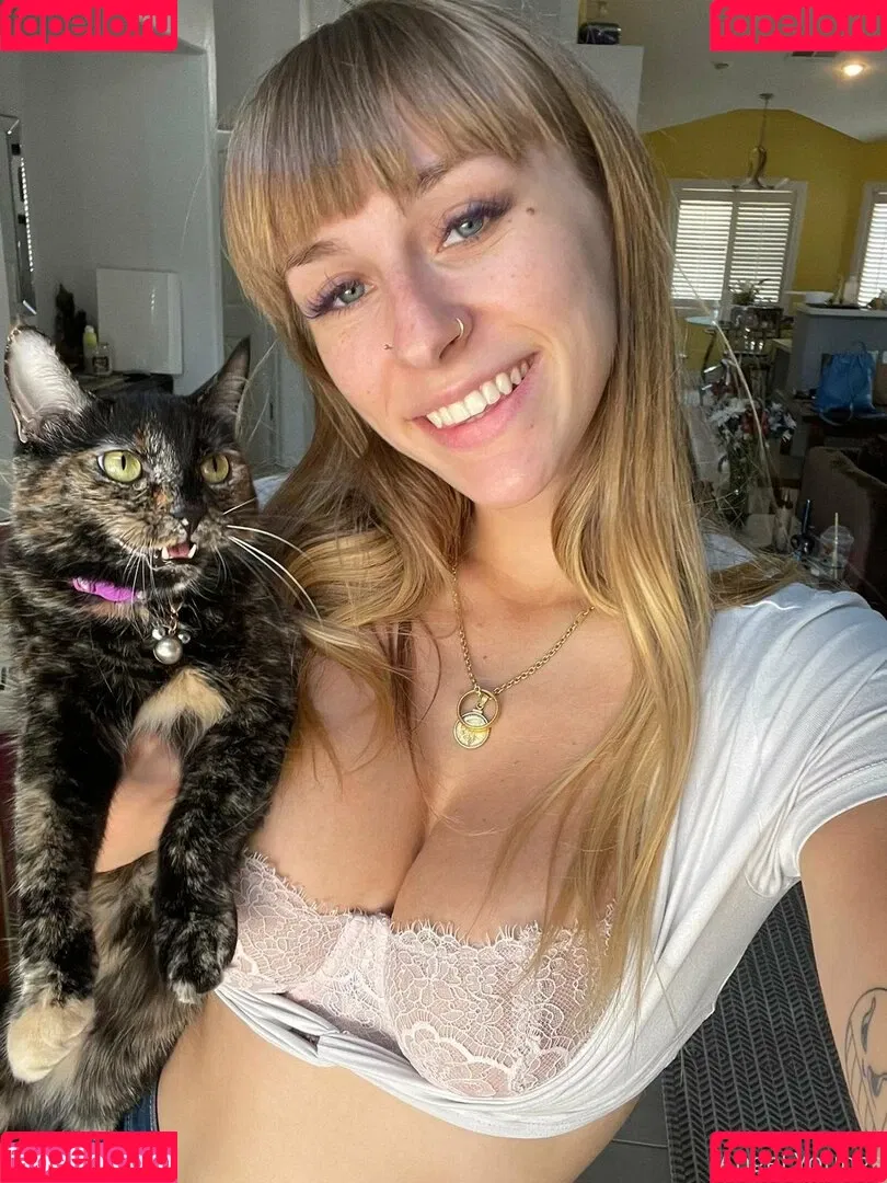 Angelyoungsxxx Onlyfans Photo Gallery 