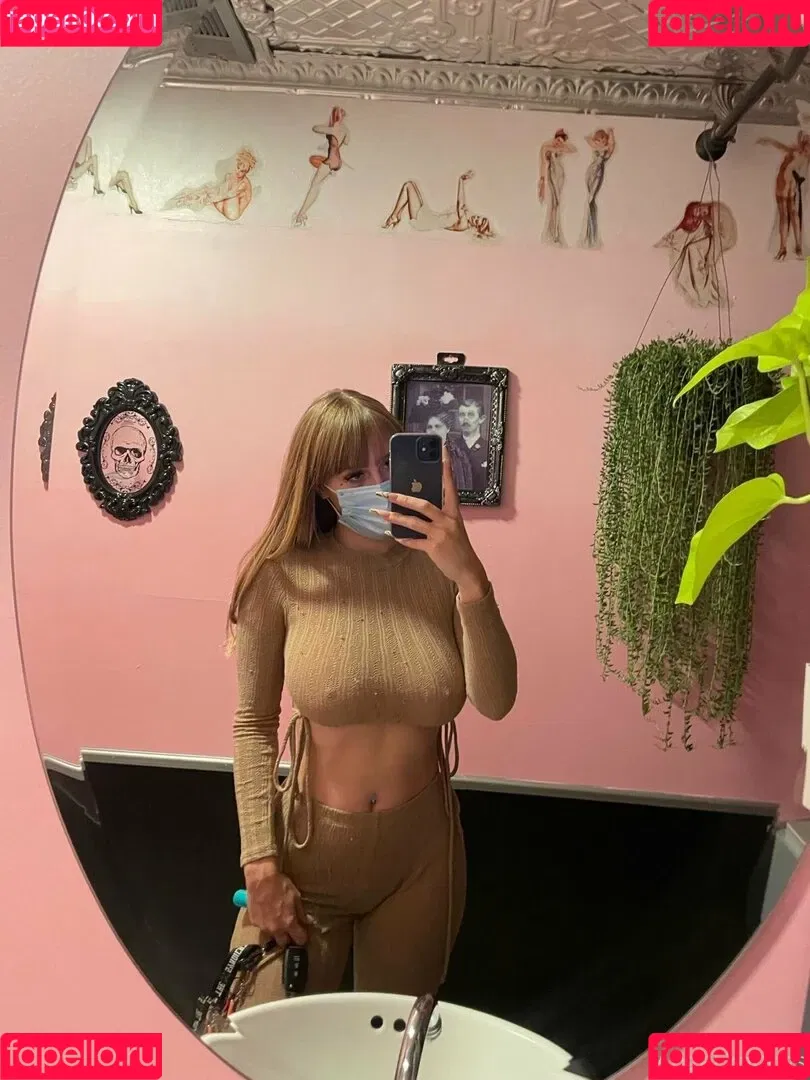 Angelyoungsxxx Onlyfans Photo Gallery 