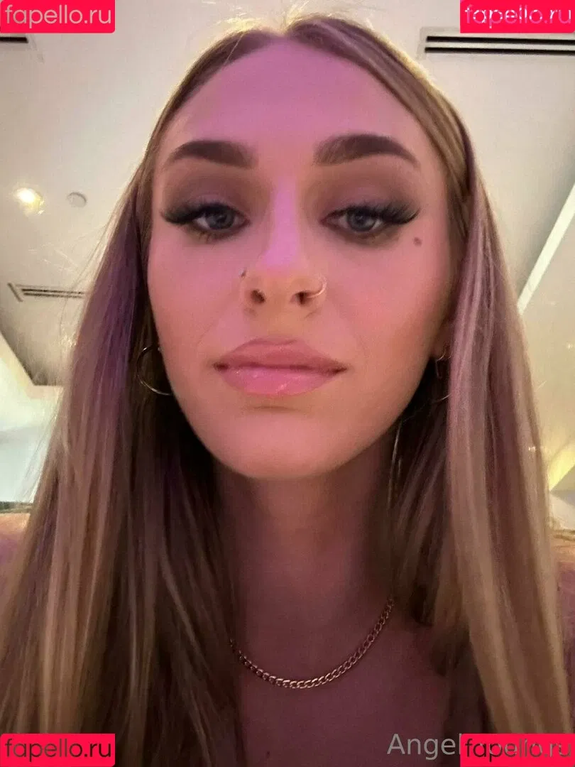 Angelyoungsxxx Onlyfans Photo Gallery 