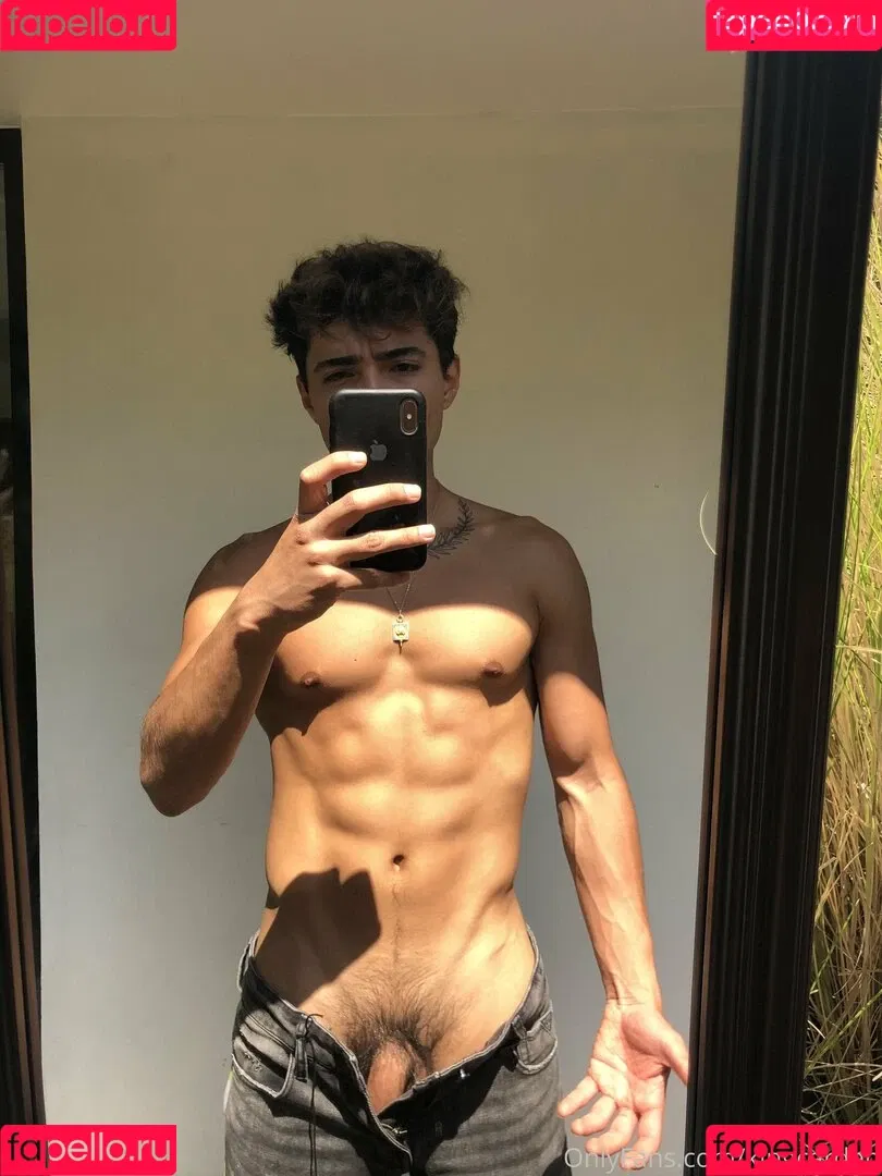 aedanvip Onlyfans Photo Gallery 