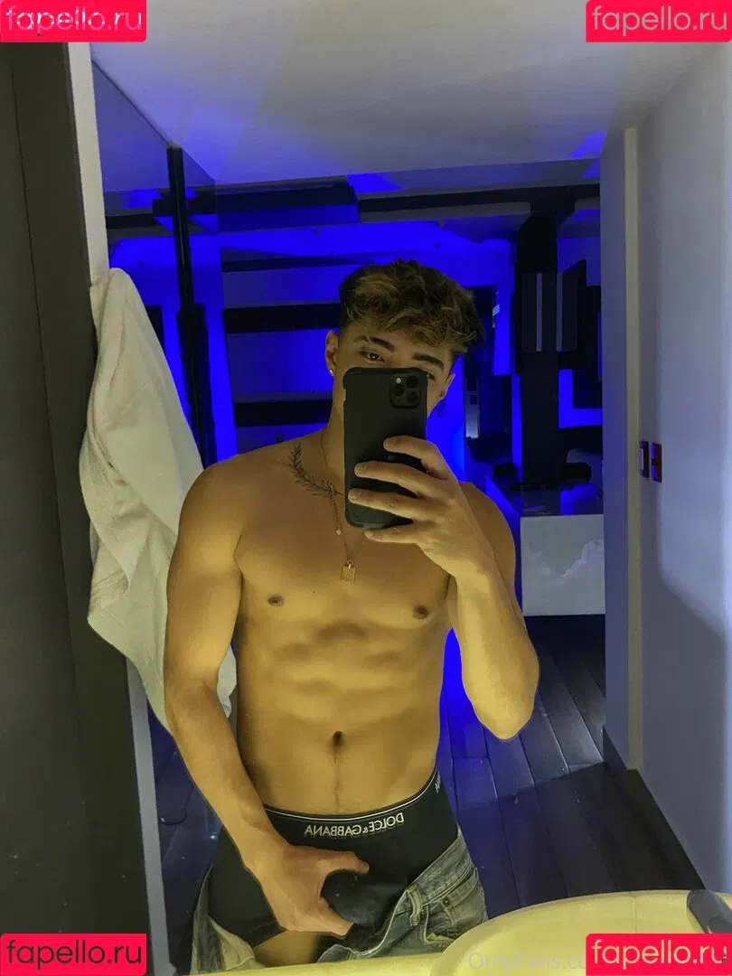 aedanvip Onlyfans Photo Gallery 
