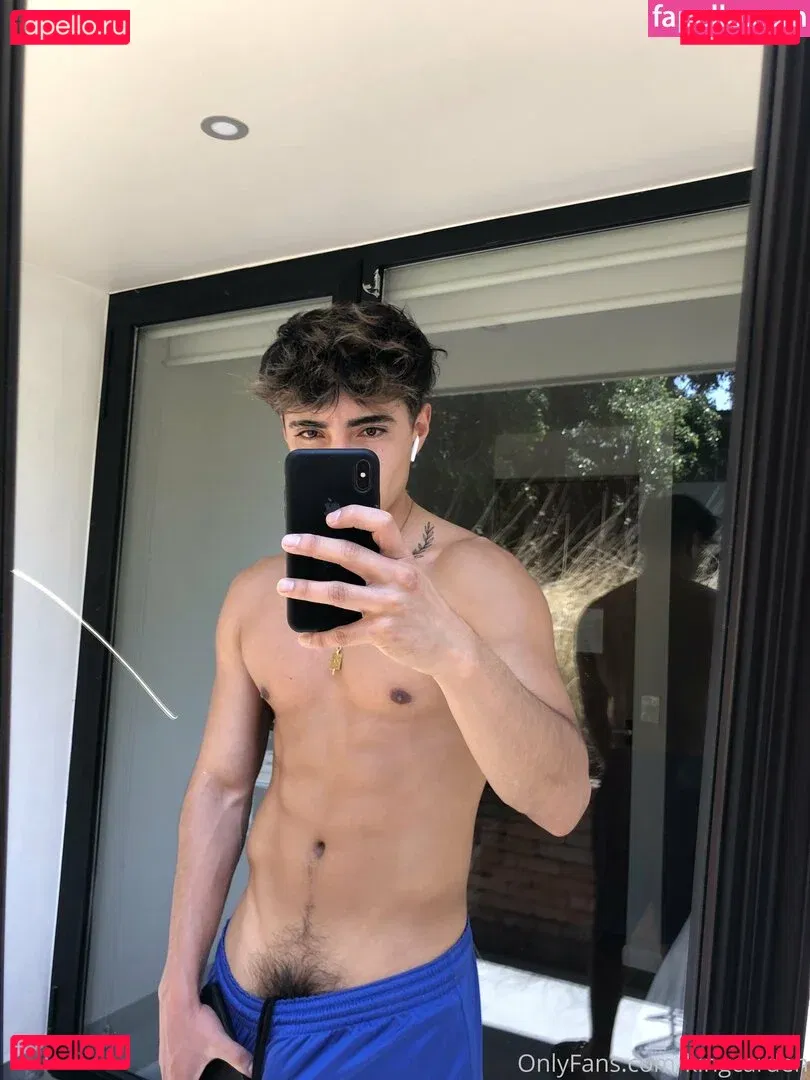 aedanvip Onlyfans Photo Gallery 