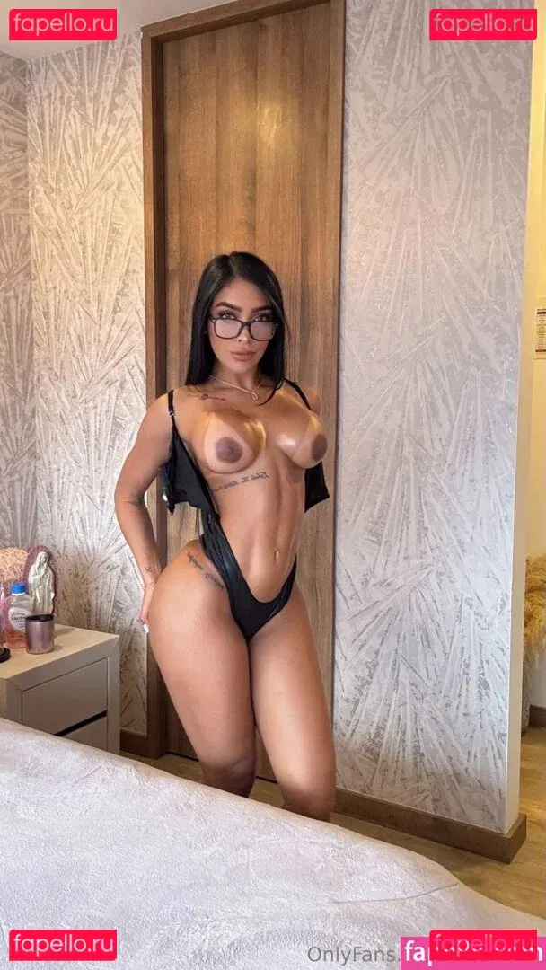 latintatixo Onlyfans Photo Gallery 