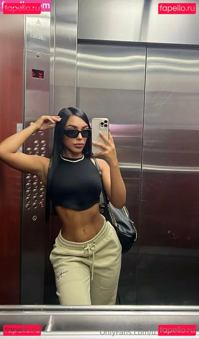 latintatixo Onlyfans Photo Gallery 