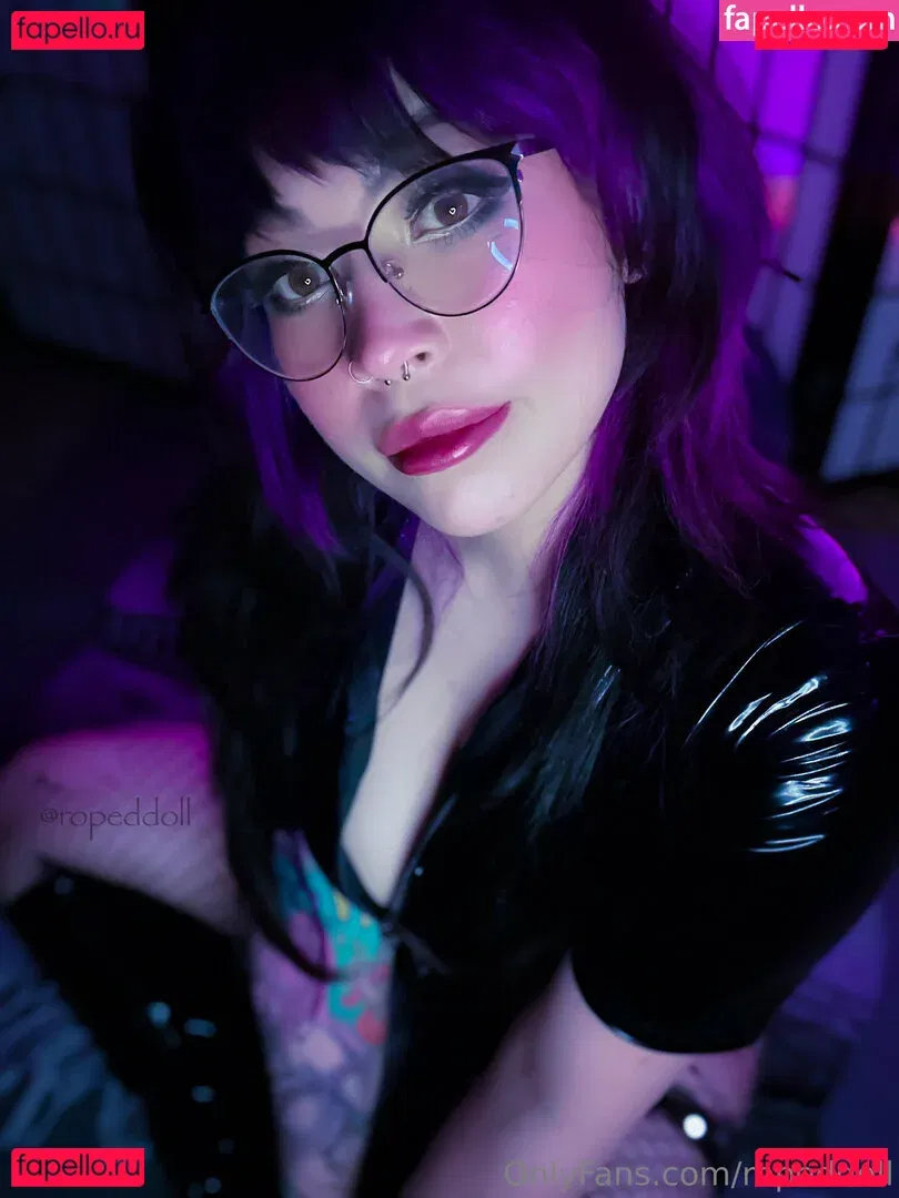 ropeddoll Onlyfans Photo Gallery 