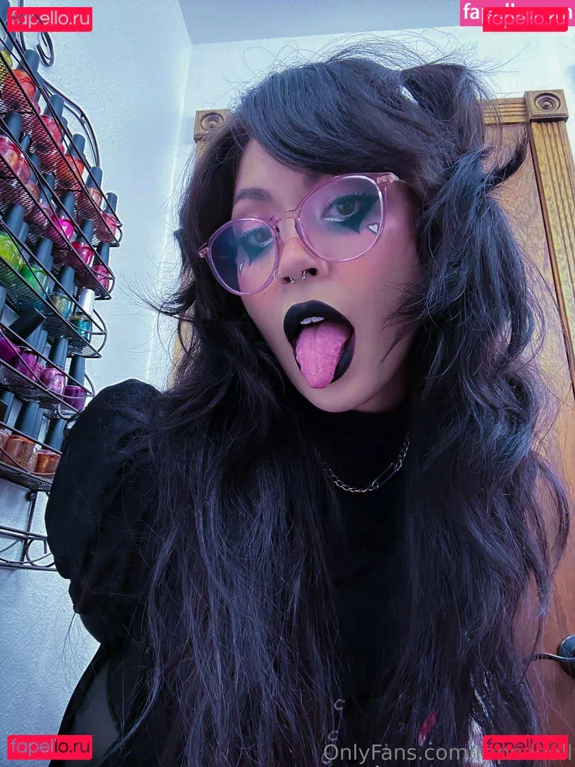 ropeddoll Onlyfans Photo Gallery 