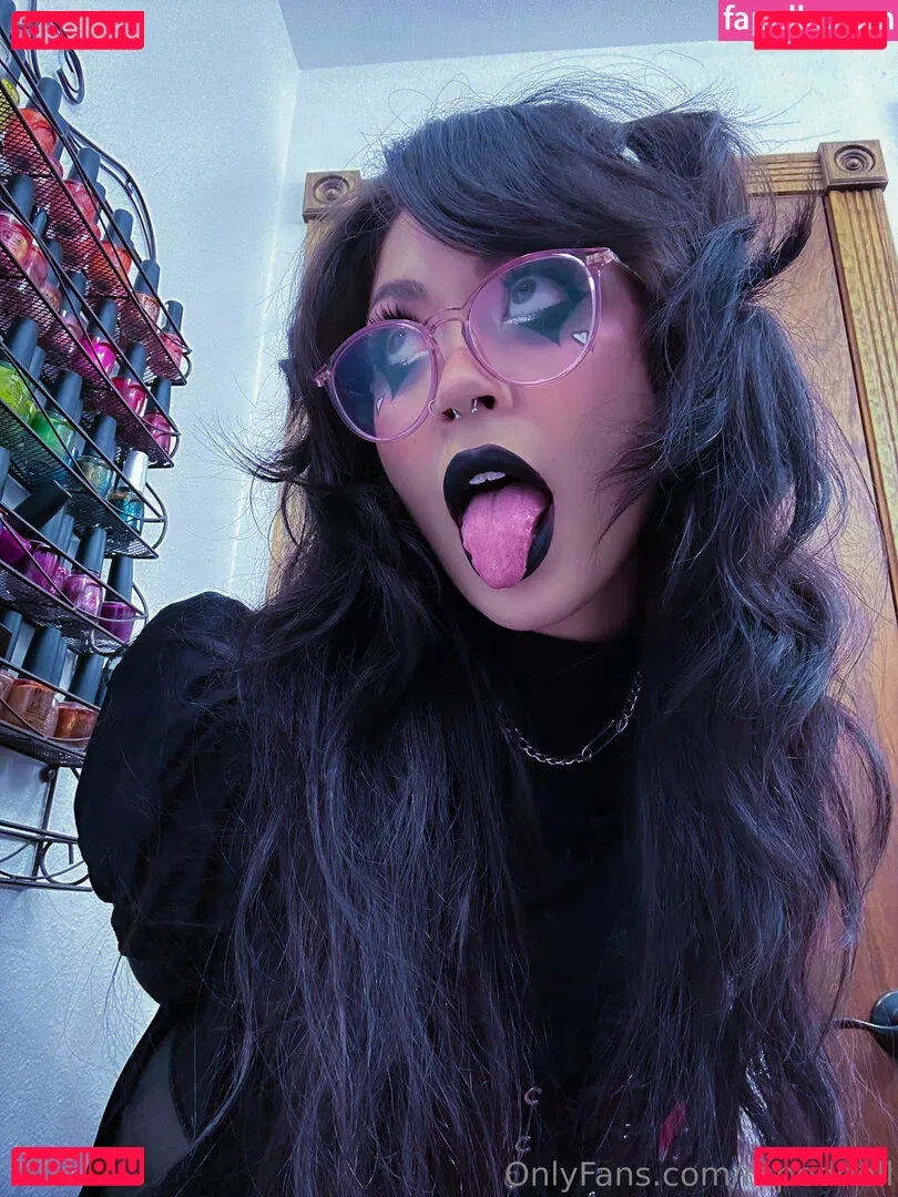 ropeddoll Onlyfans Photo Gallery 