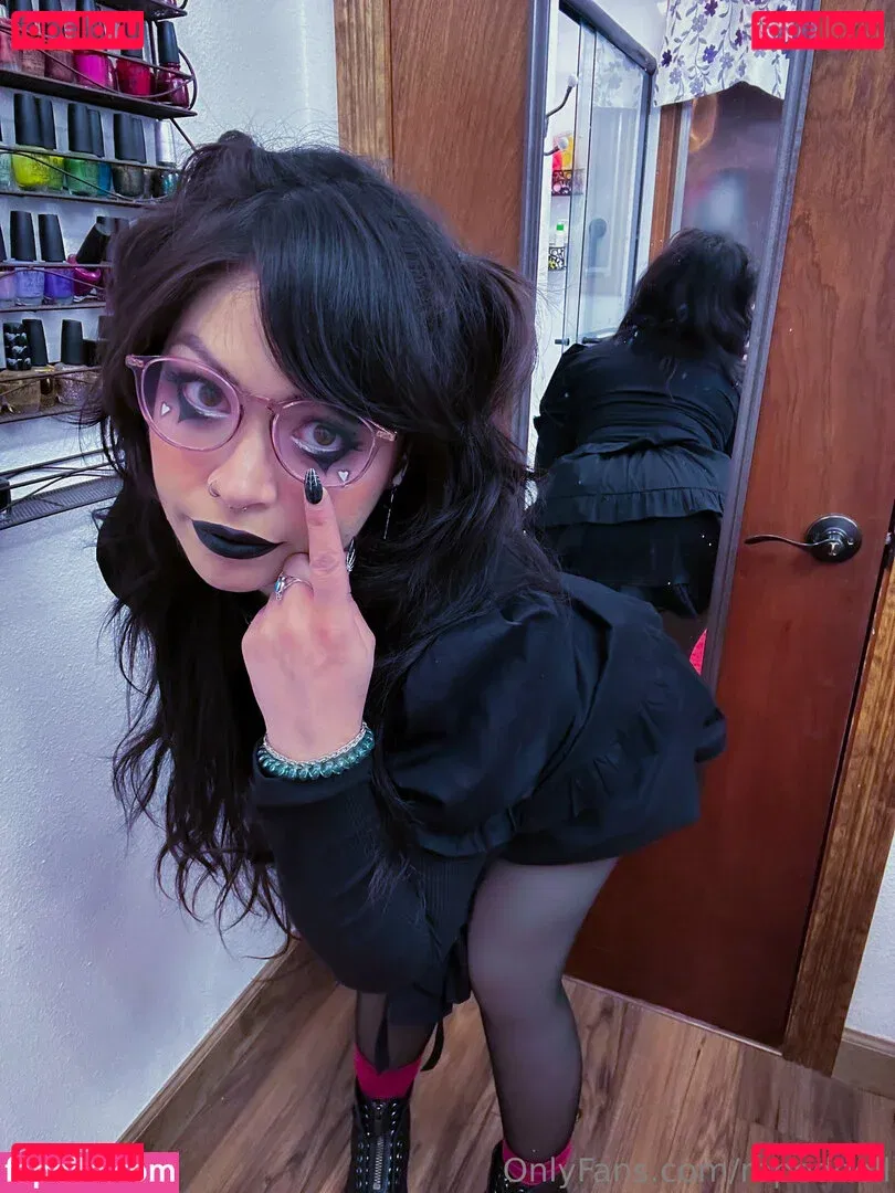 ropeddoll Onlyfans Photo Gallery 