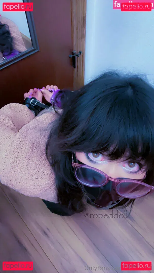 ropeddoll Onlyfans Photo Gallery 