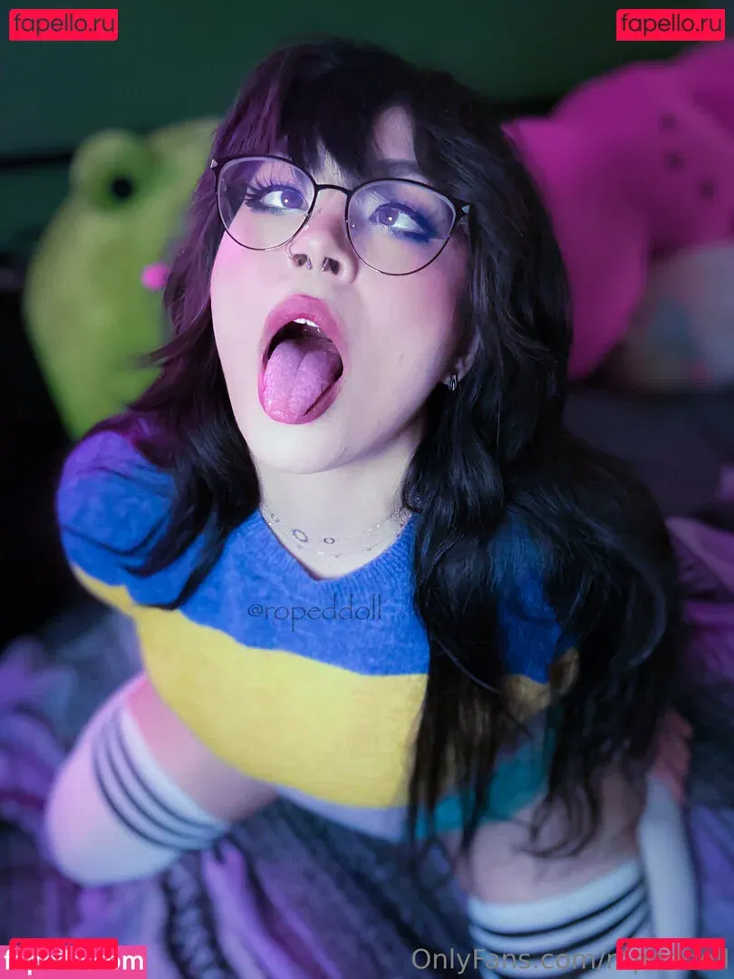 ropeddoll Onlyfans Photo Gallery 