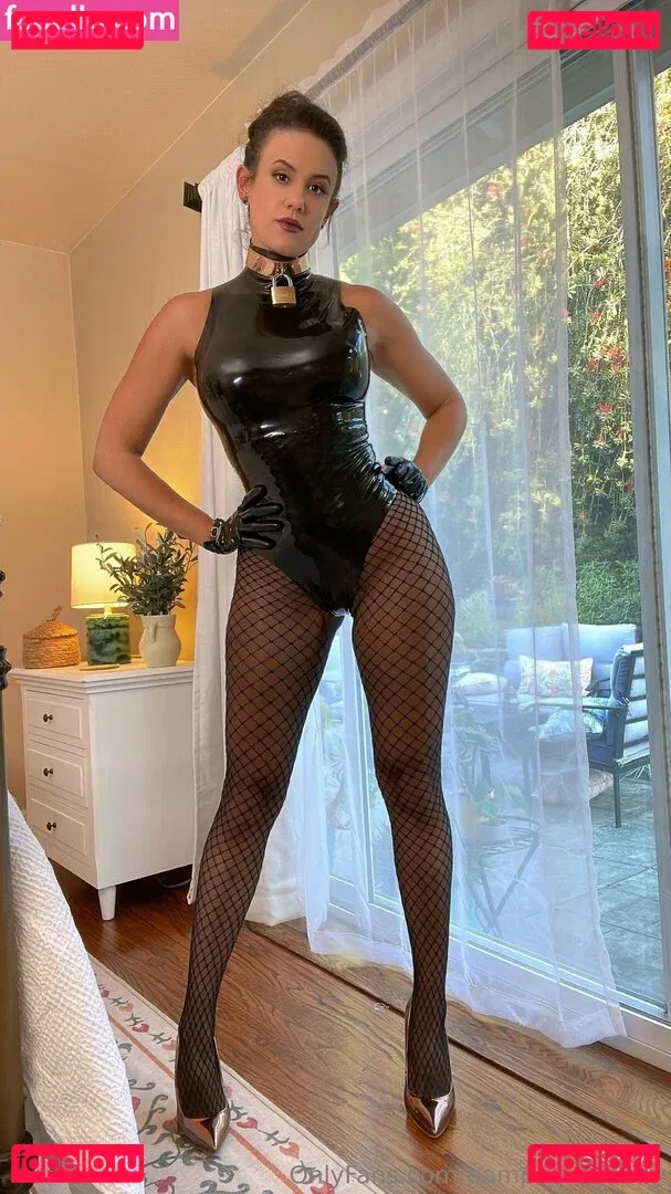 pamperedpenny Onlyfans Photo Gallery 