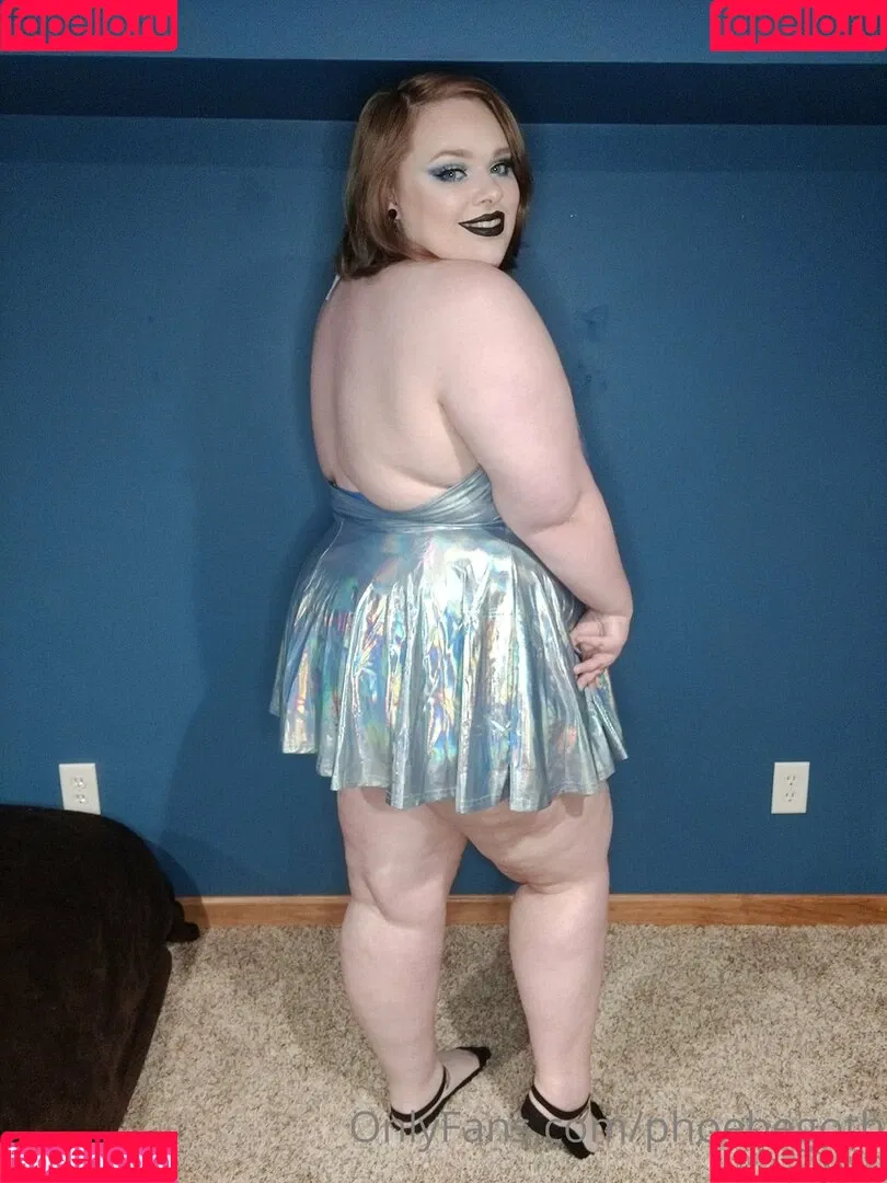 phoebegoth Onlyfans Photo Gallery 