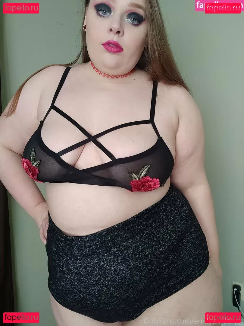 phoebegoth Onlyfans Photo Gallery 