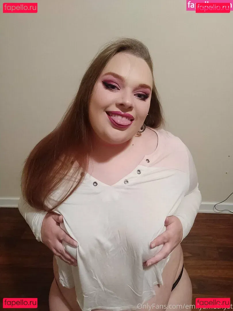 phoebegoth Onlyfans Photo Gallery 