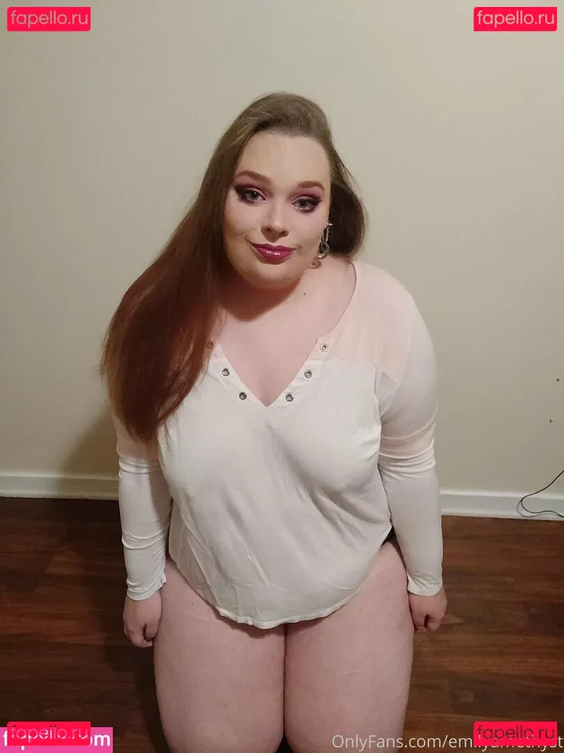 phoebegoth Onlyfans Photo Gallery 