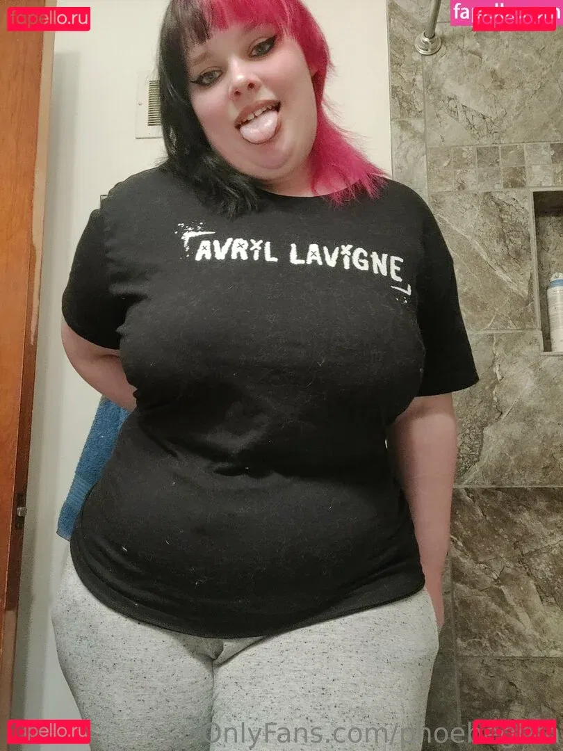 phoebegoth Onlyfans Photo Gallery 