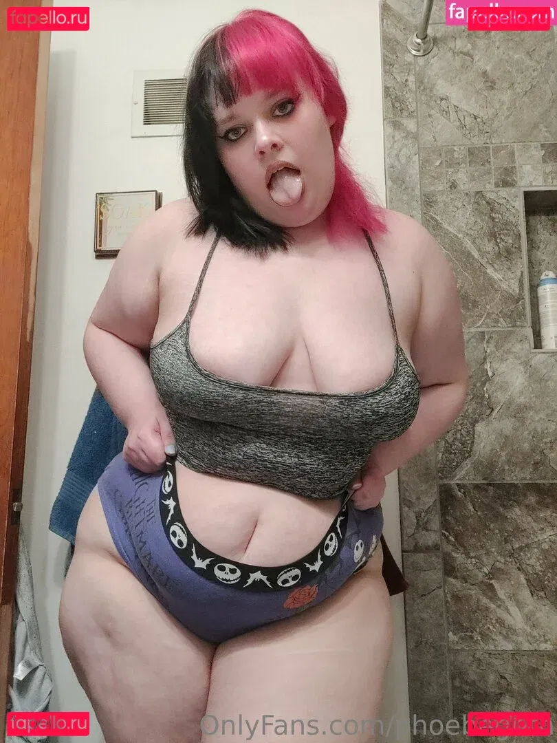 phoebegoth Onlyfans Photo Gallery 